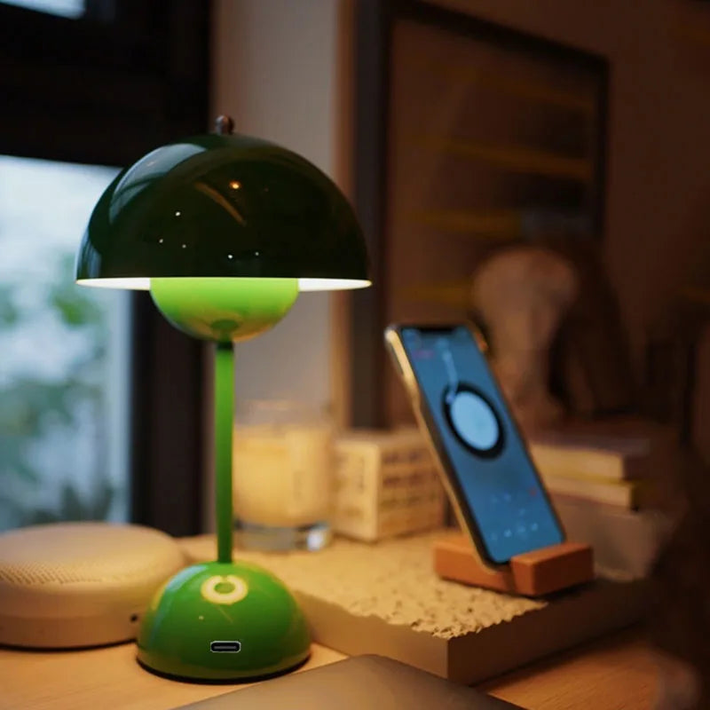 Skorter | Adjustable brightness flower pot lamp - Italian rechargeable table lamp VP3