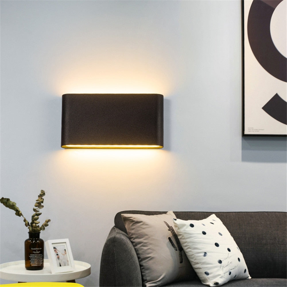 Skorter | GuardGlow – Waterproof Wall Lamp with Weather-Resistant Design