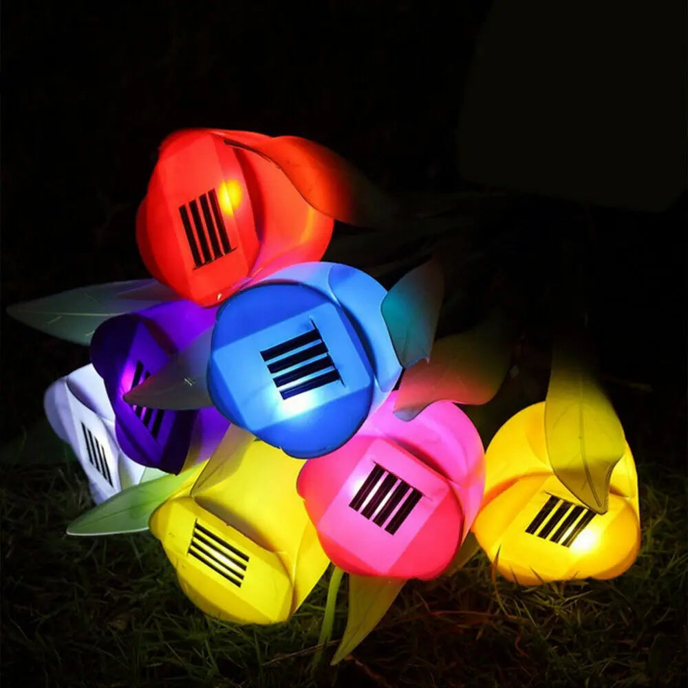 Skorter | SolarTulip - Solar outdoor lighting in tulip shape for atmospheric outdoor lighting