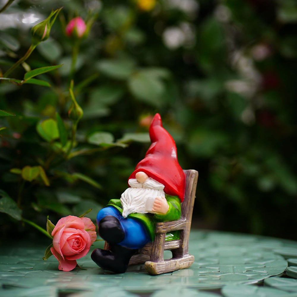 Skorter | Solar Powered LED Garden Gnome Statue