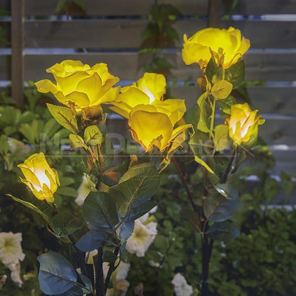 Skorter | Solar-powered LED Rose Stake