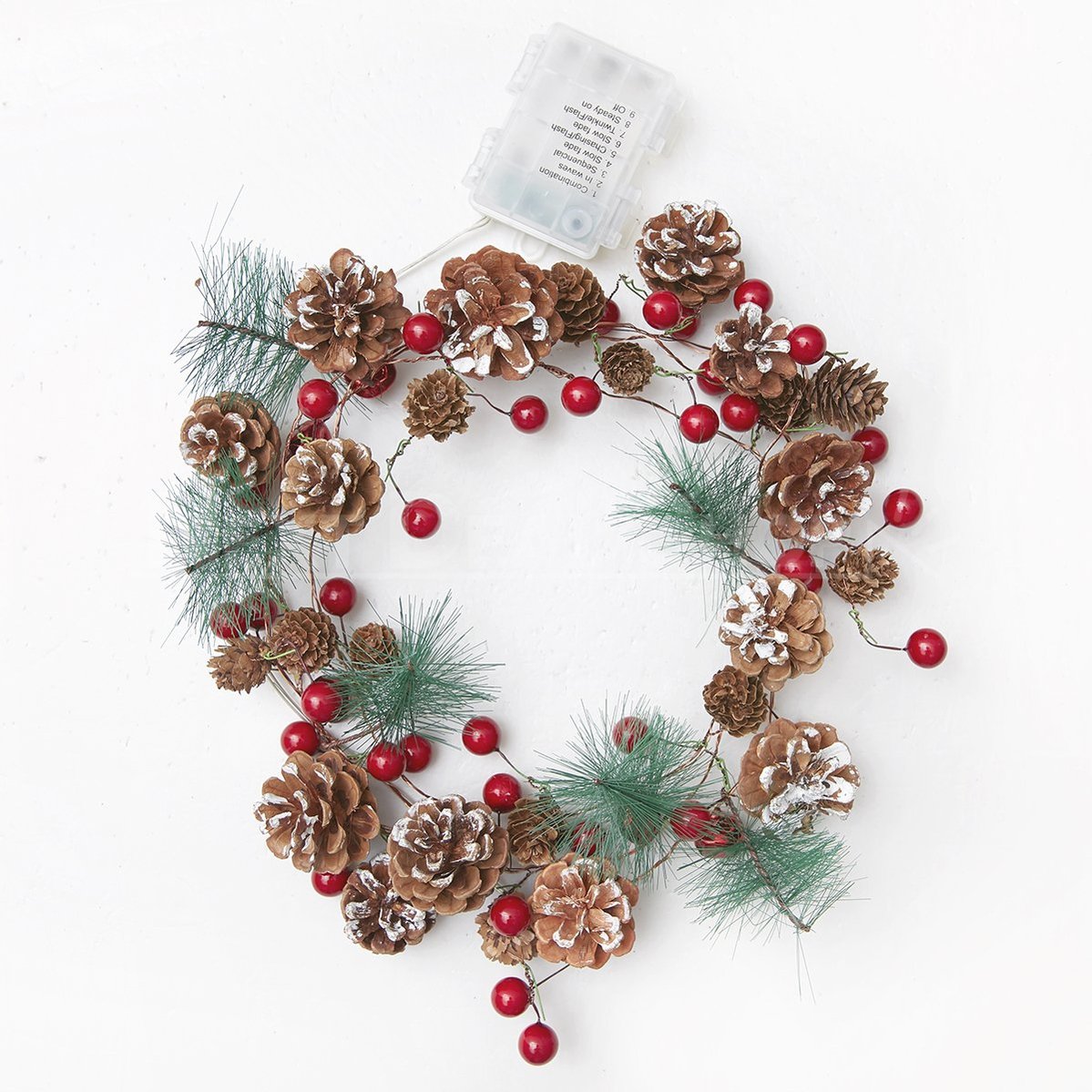 Skorter | Solar-Powered Mini Wreath LED Light String