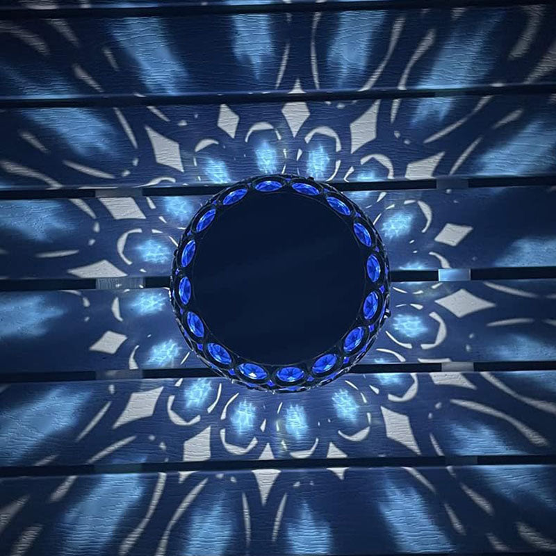 Skorter | Solar-powered mosaic lantern with LED garden lighting