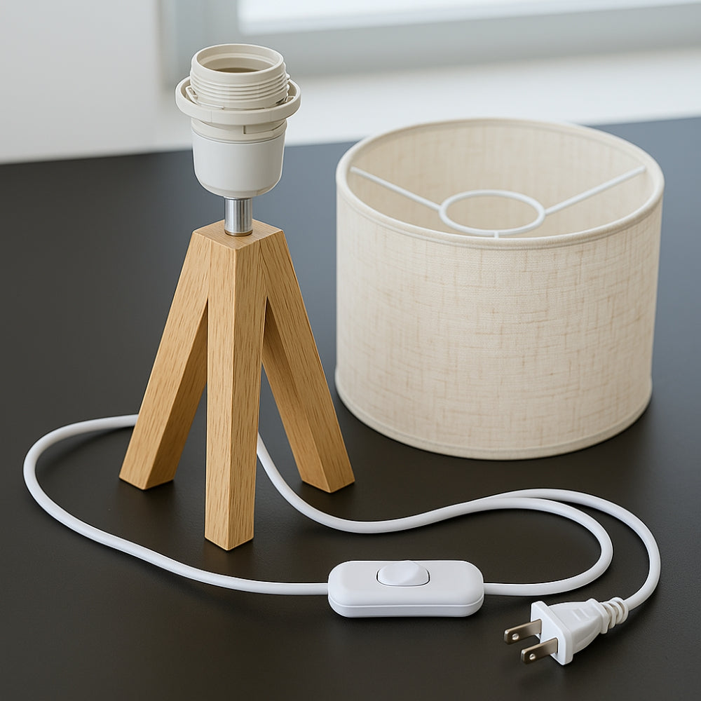 Skorter | Solara Minimalist Tripod Table Lamp