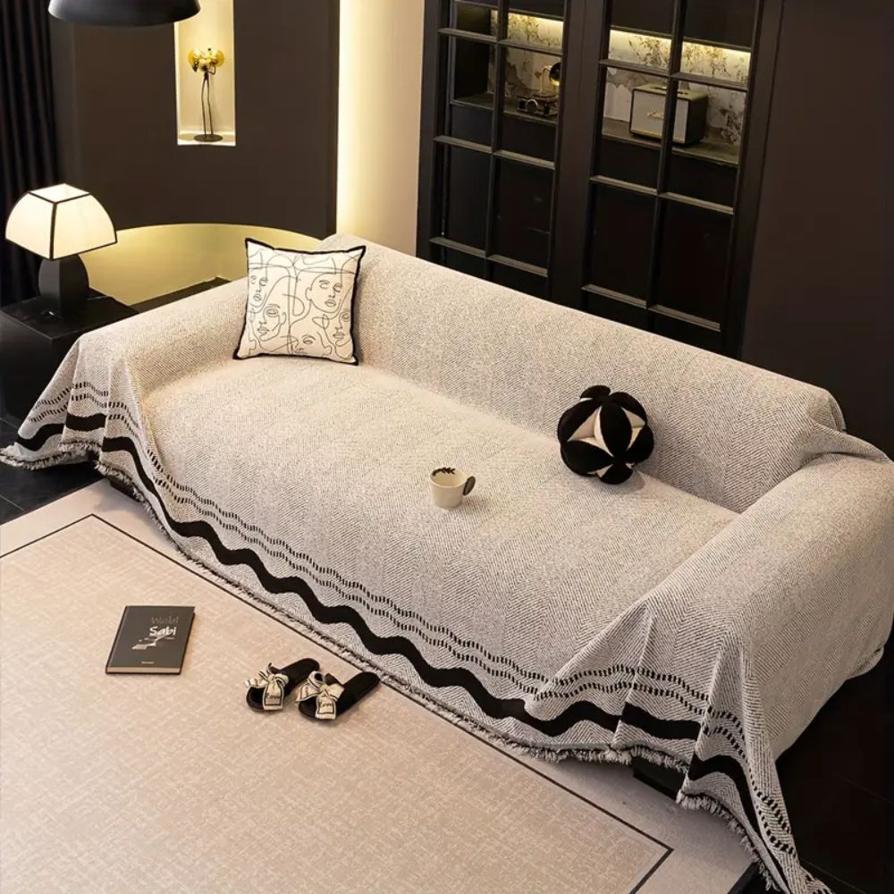 Skorter | Sora Line Tasseled Sofa Cover