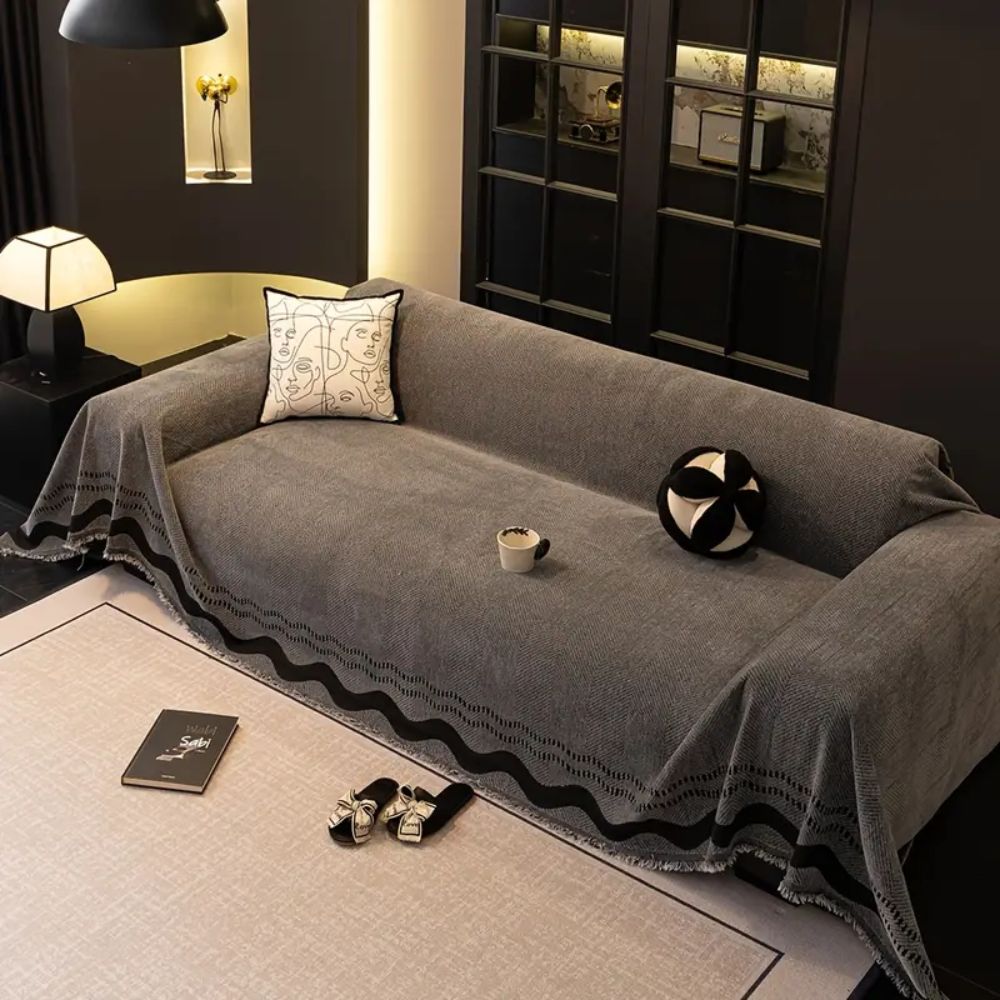 Skorter | Sora Line Tasseled Sofa Cover