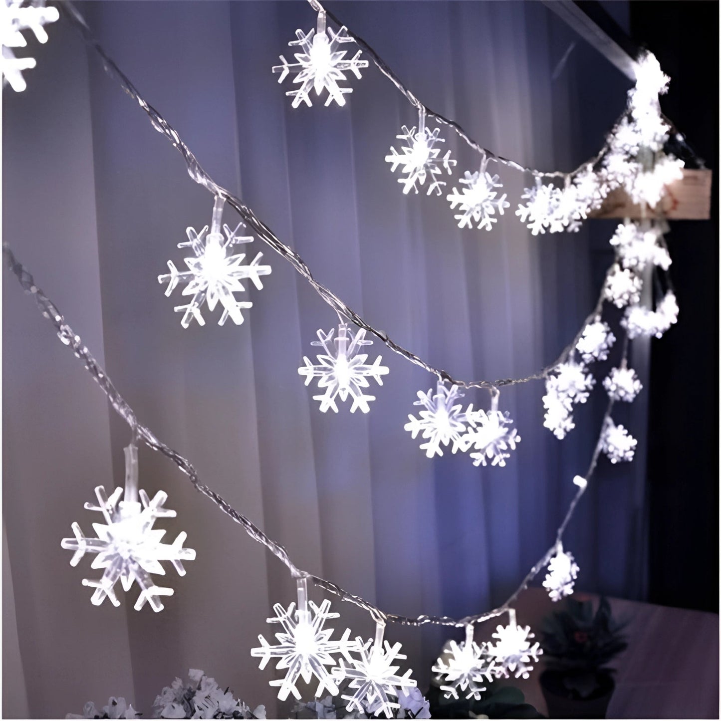 Skorter | Warm White Battery LED String Lights - Cozy Indoor Bedroom Decoration