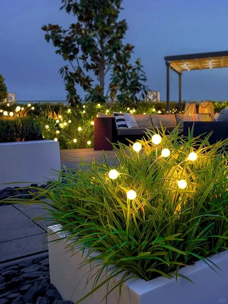 Skorter | LumiFire - Sun hail lamp with firefly effect – Triangular LED outdoor lighting