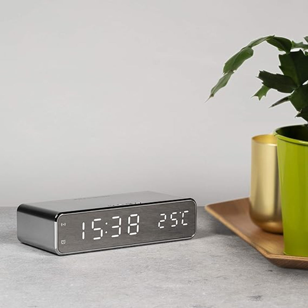 Skorter | TimeCharge – LED Alarm Clock with Built-In Wireless Charging Pad