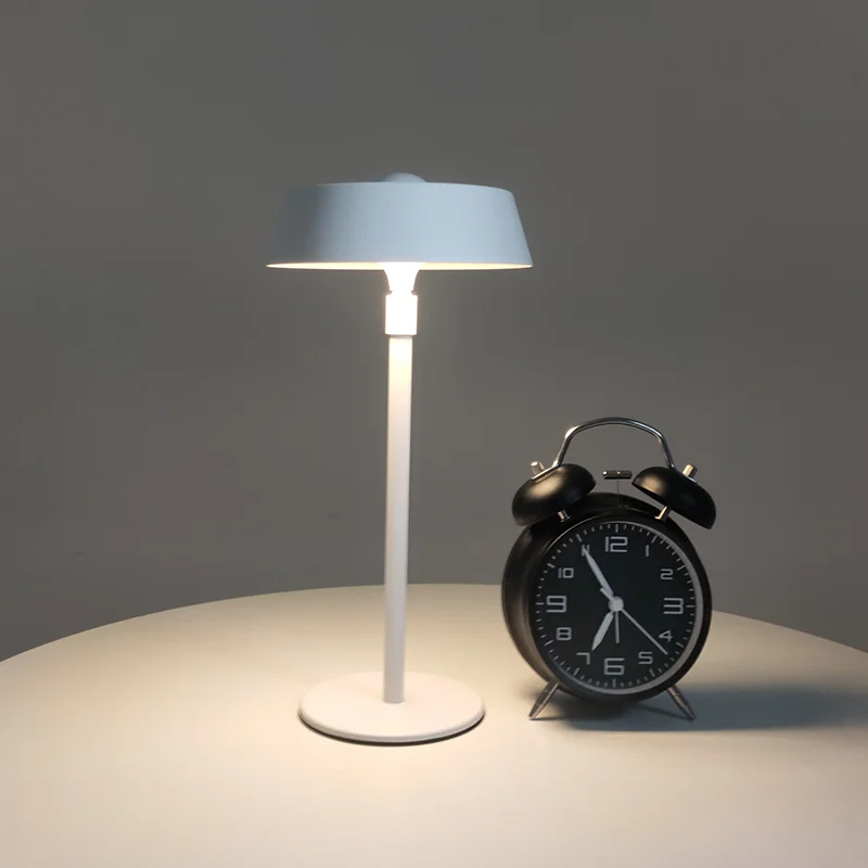 Skorter | Modern Rechargeable Touch Sensor LED Desk Lamp