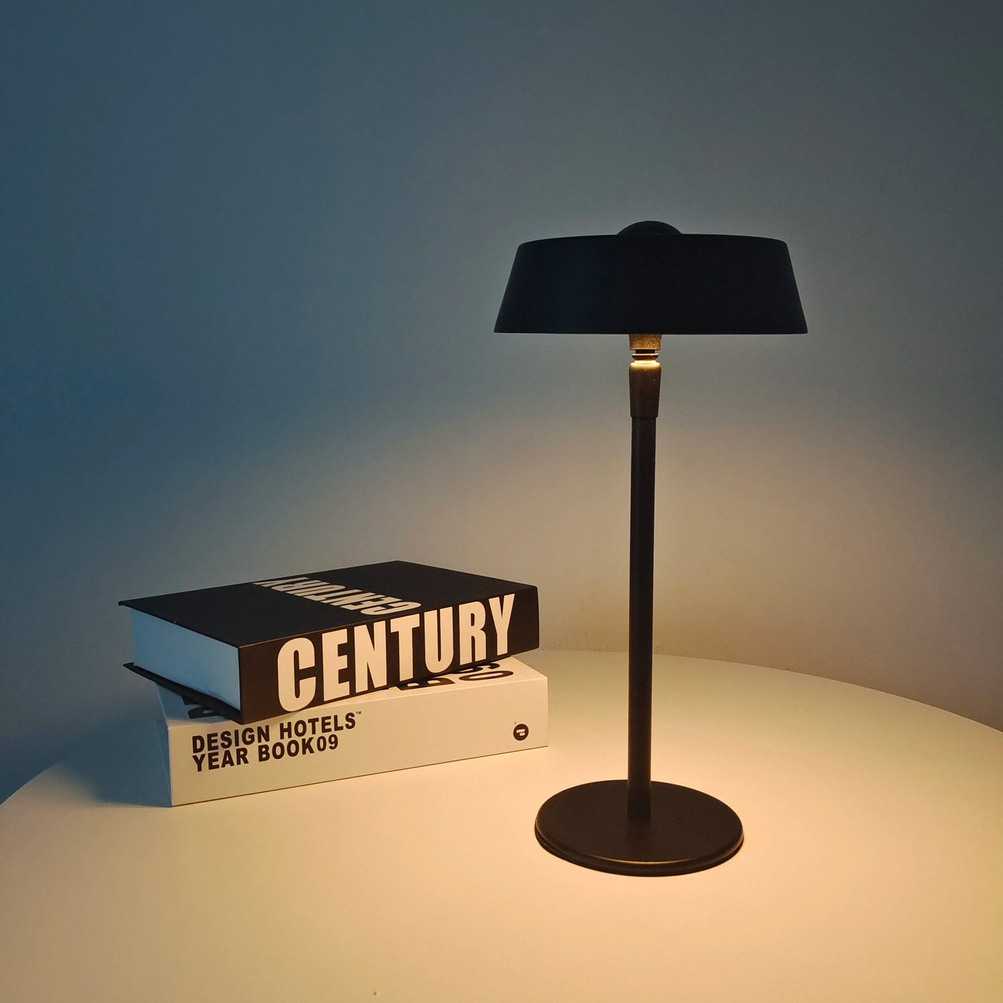 Skorter | Modern Rechargeable Touch Sensor LED Desk Lamp