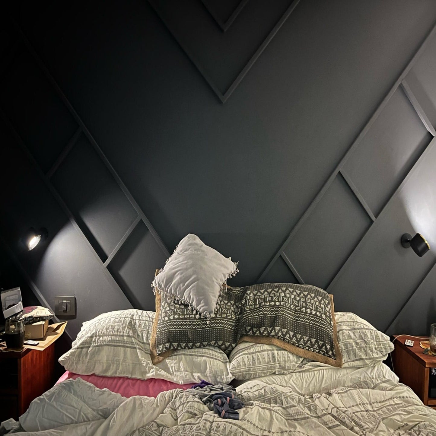 Skorter | Luminex Round Wireless Wall Lamp