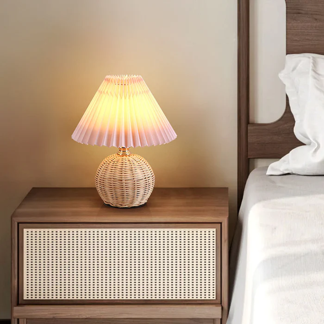 Skorter | Modern Table Lamp with White Pleated Shade