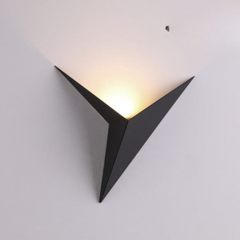 Skorter | TriGlow – Triangular Wall Lamp for Sleek, Modern Lighting