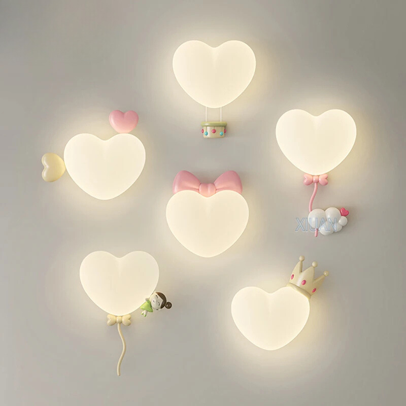 Skorter | LoveLight - Pink Crown Sky Heart Design LED Bed Lamp