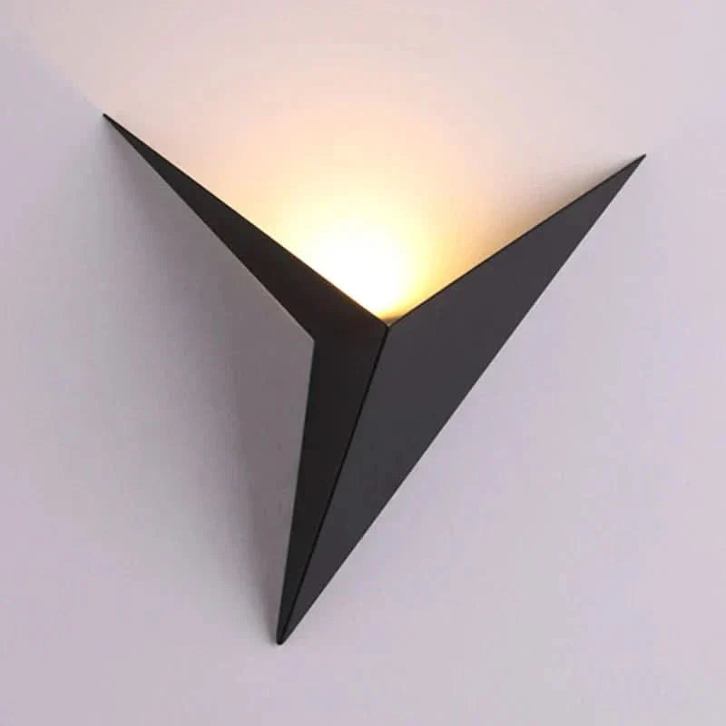 Skorter | Modern LED Triangular Wall Lamp for Stylish Interiors