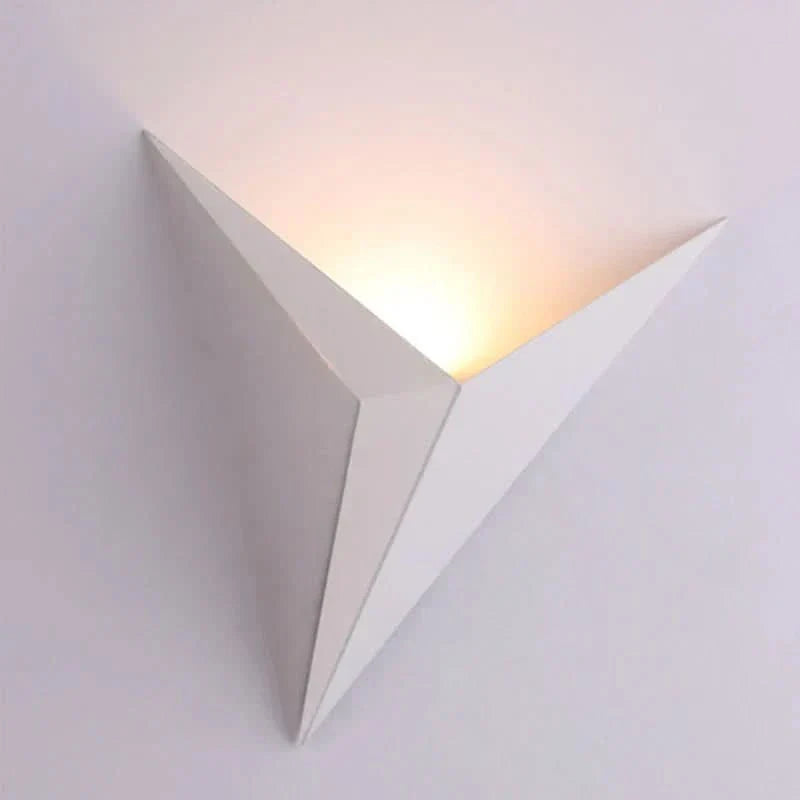 Skorter | Modern LED Triangular Wall Lamp for Stylish Interiors