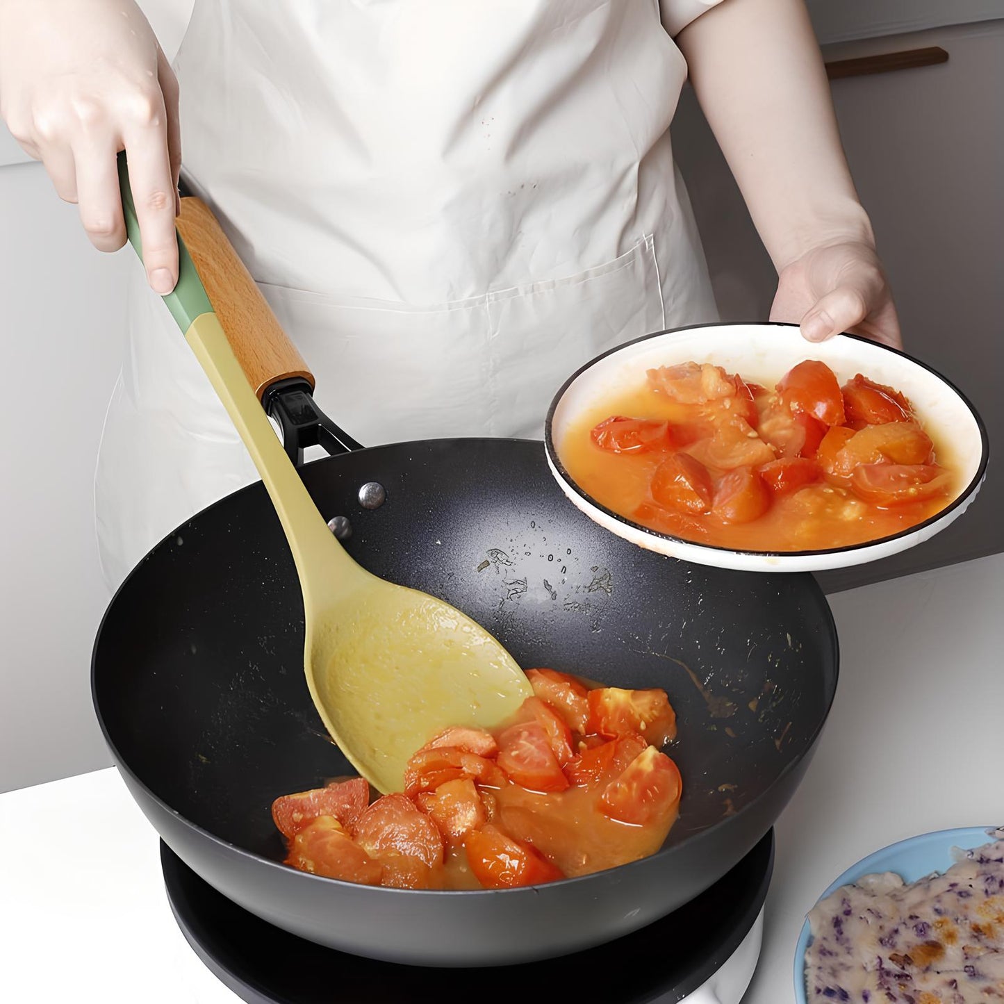 Skorter Japanese with lid