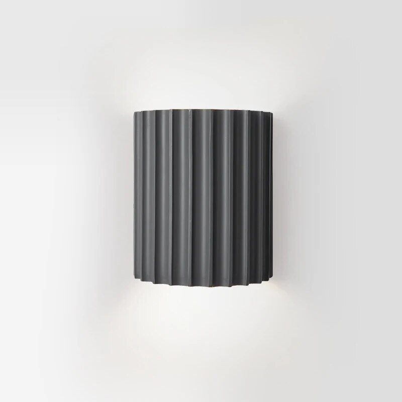 Skorter | LuxaLicht - Stylish wall lamps made of resin