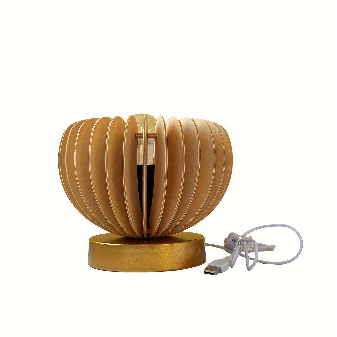 Skorter | LumiFantasy - Modern Fantasy Table Lamp, USB-Powered