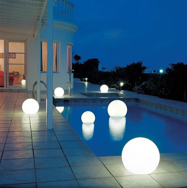 Skorter | Sphere-shaped garden lighting