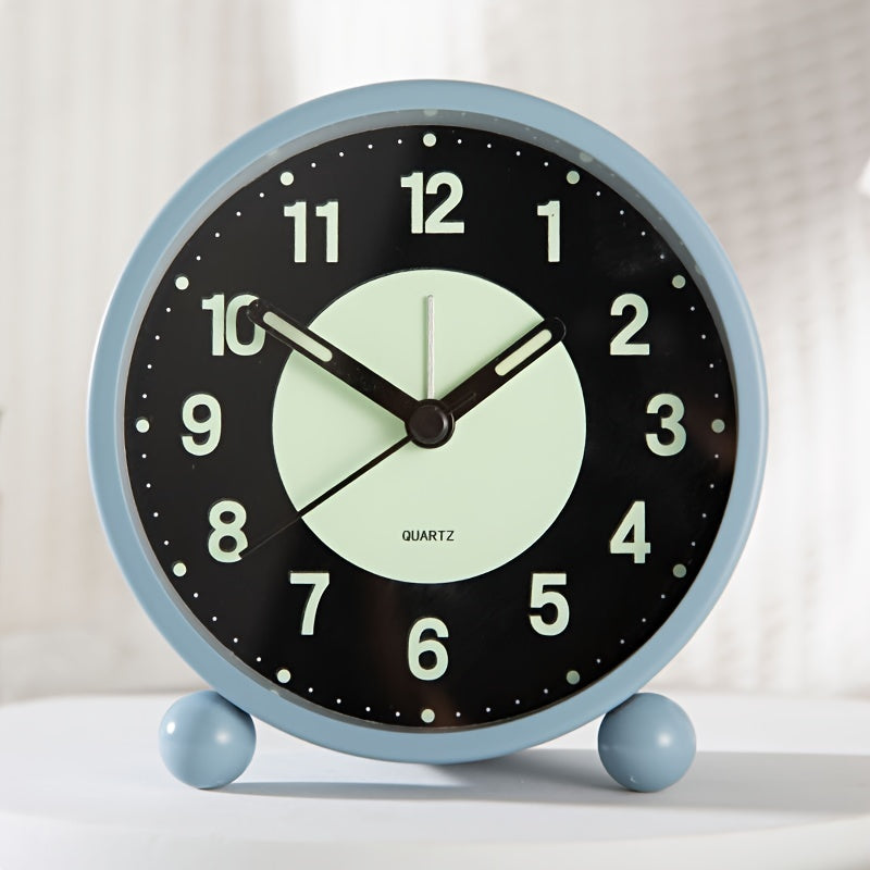 Skorter | EleganceMetal - Chic Metal Alarm Clock with Soft Night Light