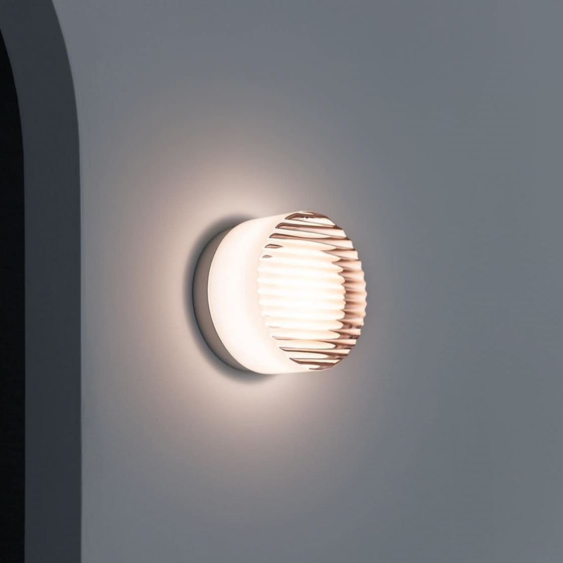 Skorter | Modern Round LED Wall Light