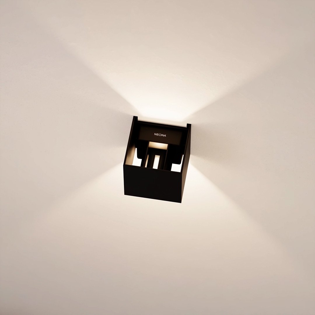 Skorter | LumenGuard - Modern Wall Lamp