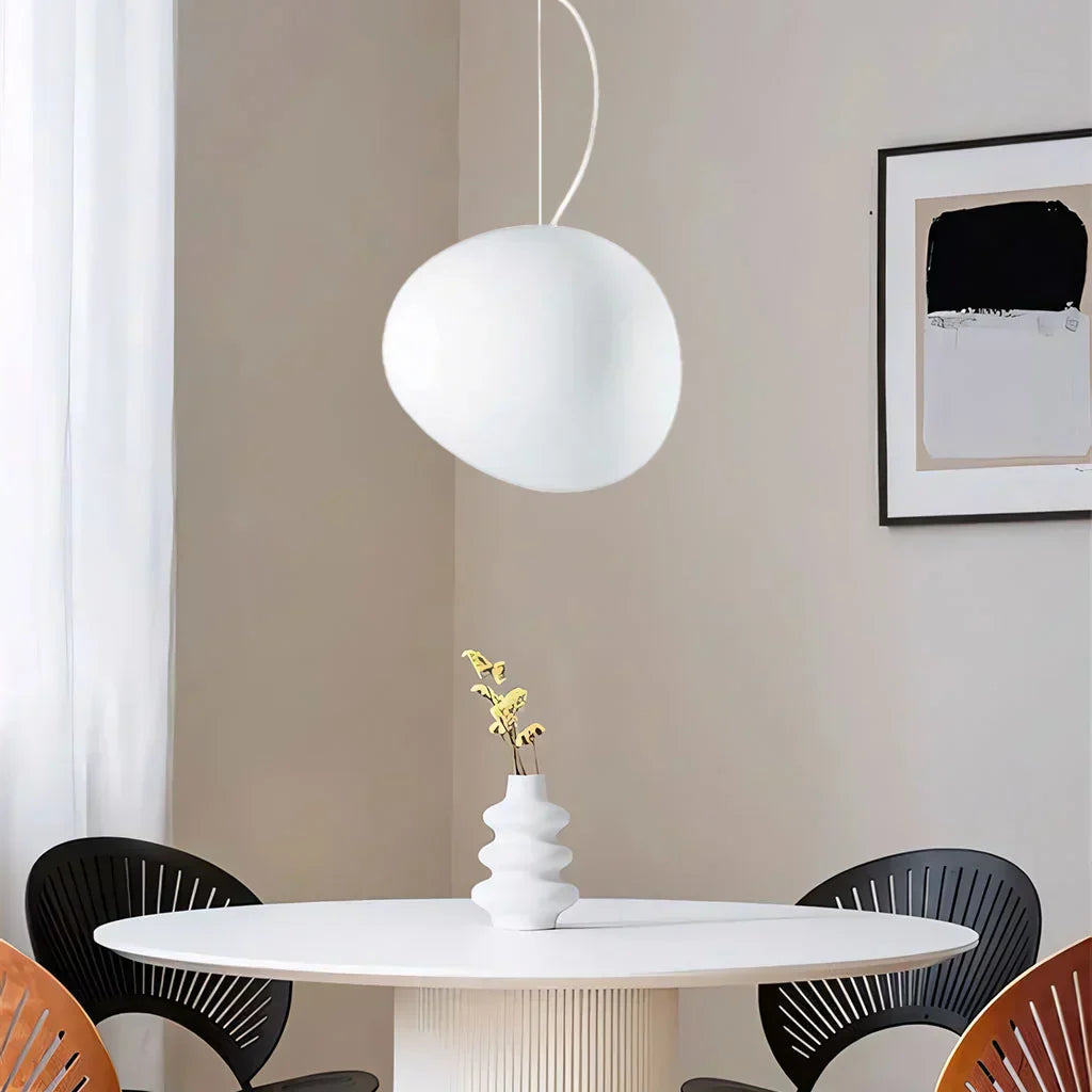 Skorter | pendant lamp in white stone shape for ambiance lighting