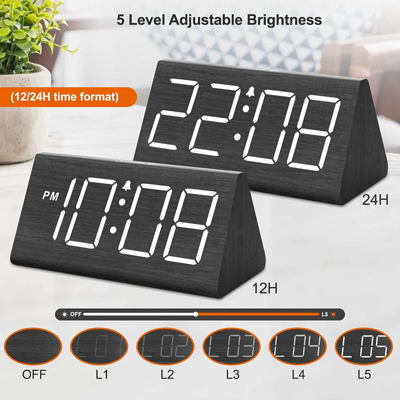 Skørter | Three Digital Alarm Clock with USB Port, Loud Alarm, Dimmer, and Snooze Function