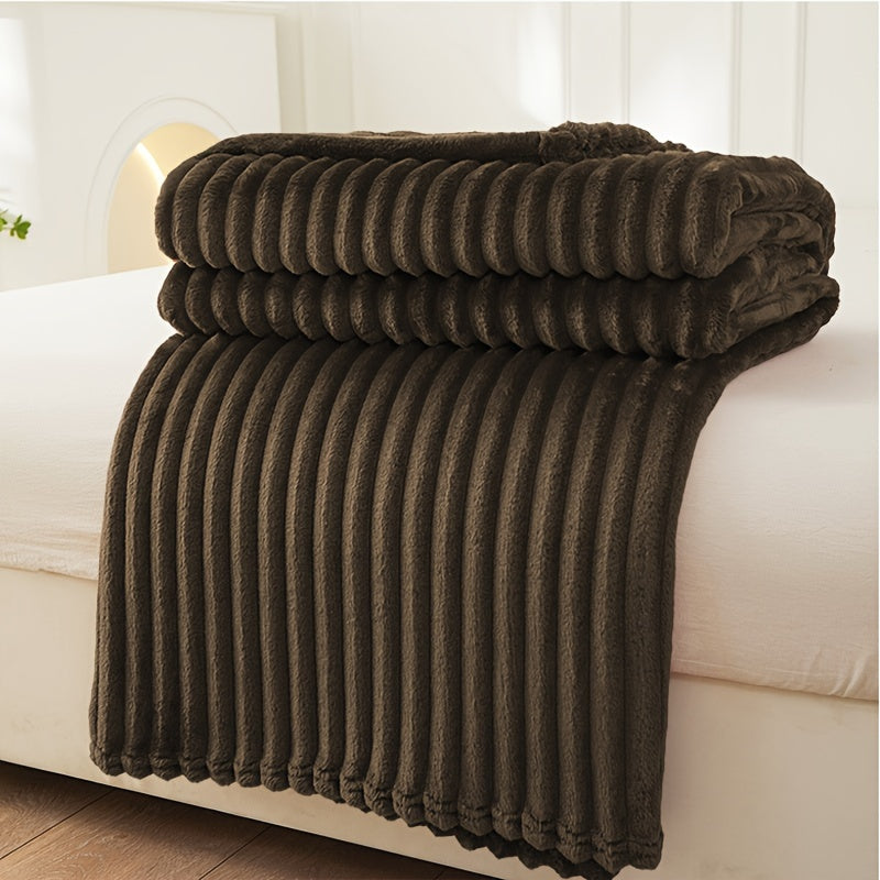 Skorter | Thick Striped Plush Rug - Soft and Skin-Friendly Sofa Blanket, Multifunctional Nap Rug