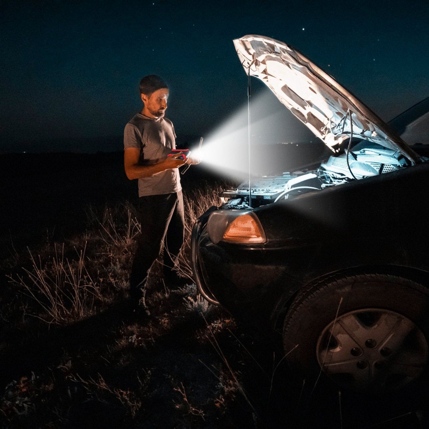 Skorter | Car starting battery booster with LCD screen 4 modes LED flashlight