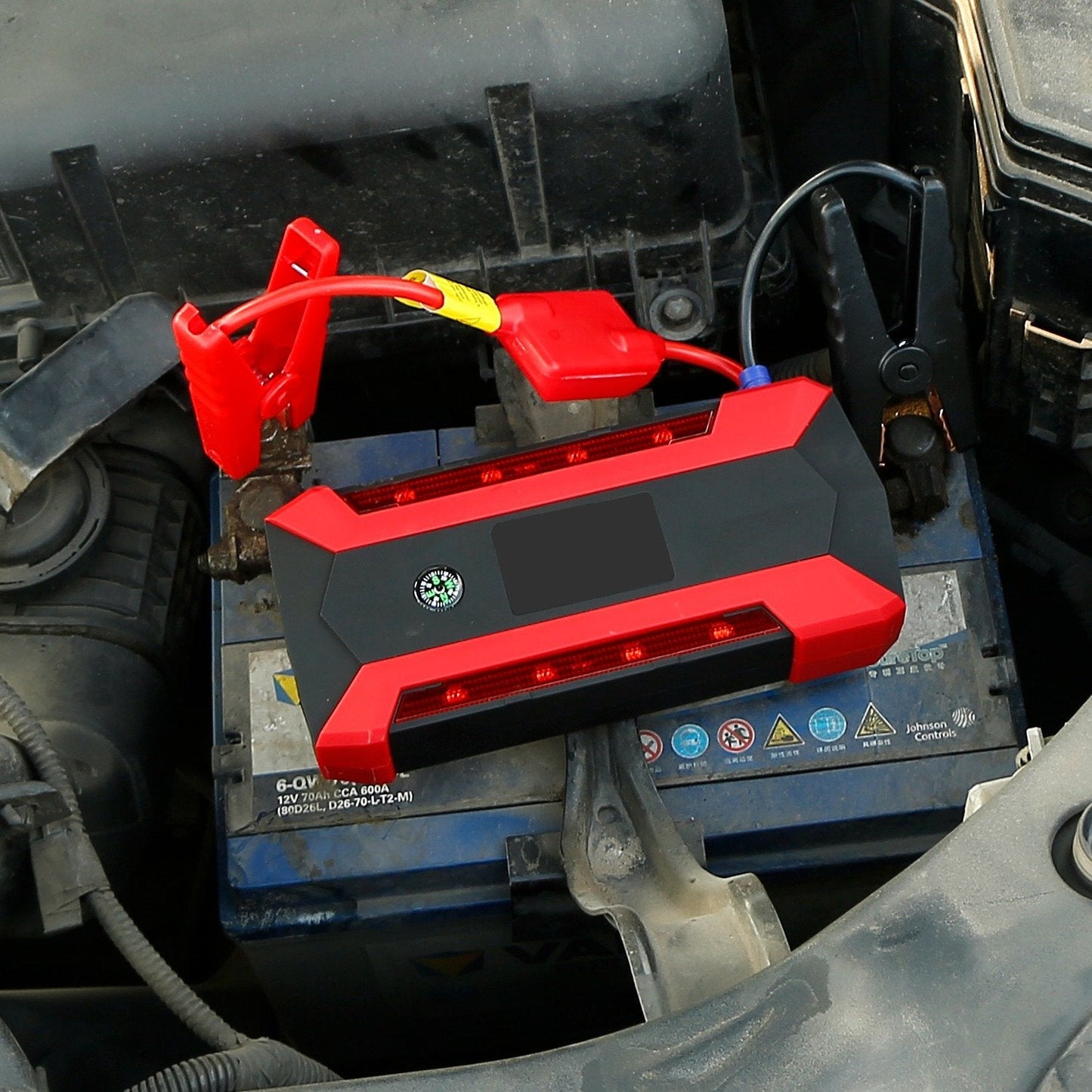 Skorter | Car starting battery booster with LCD screen 4 modes LED flashlight