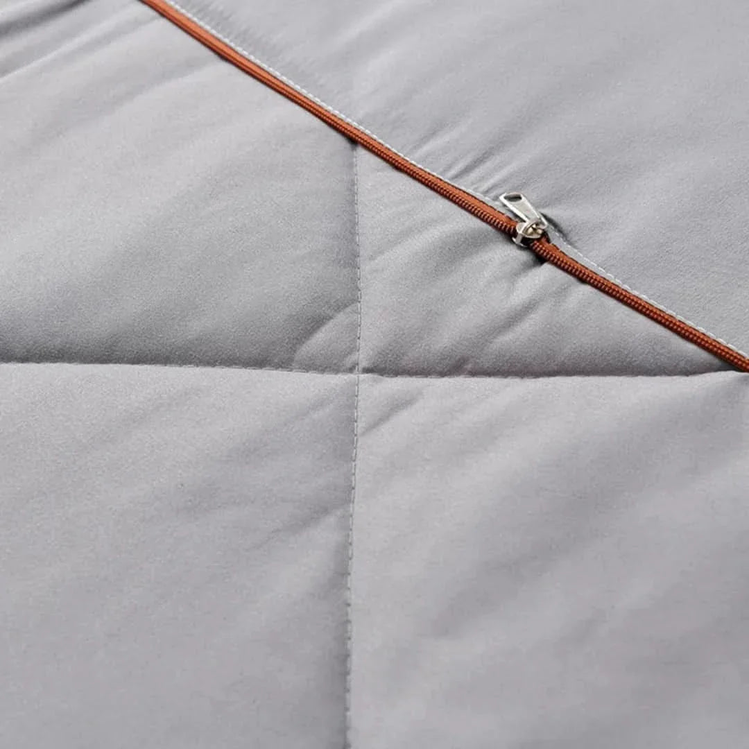 Skorter | Comfort pillow | 2 in 1 Foldable Pillow Blanket