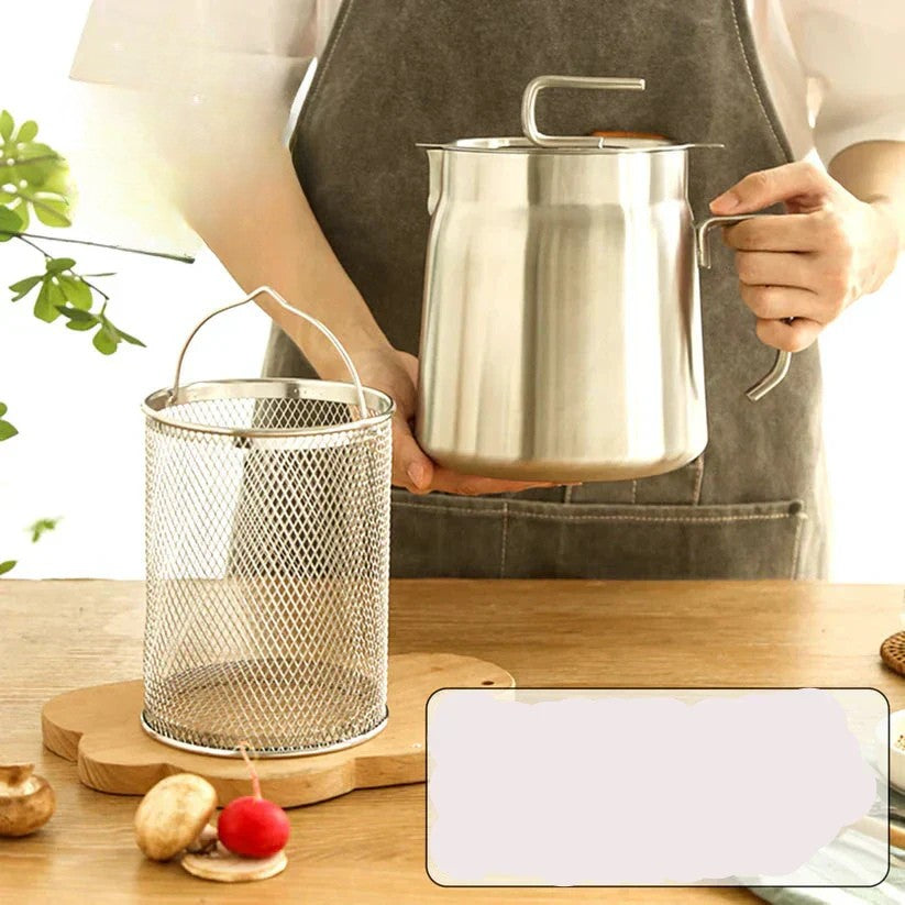 Skorter | Compact Round Deep Fryer - SnackMaster Pro