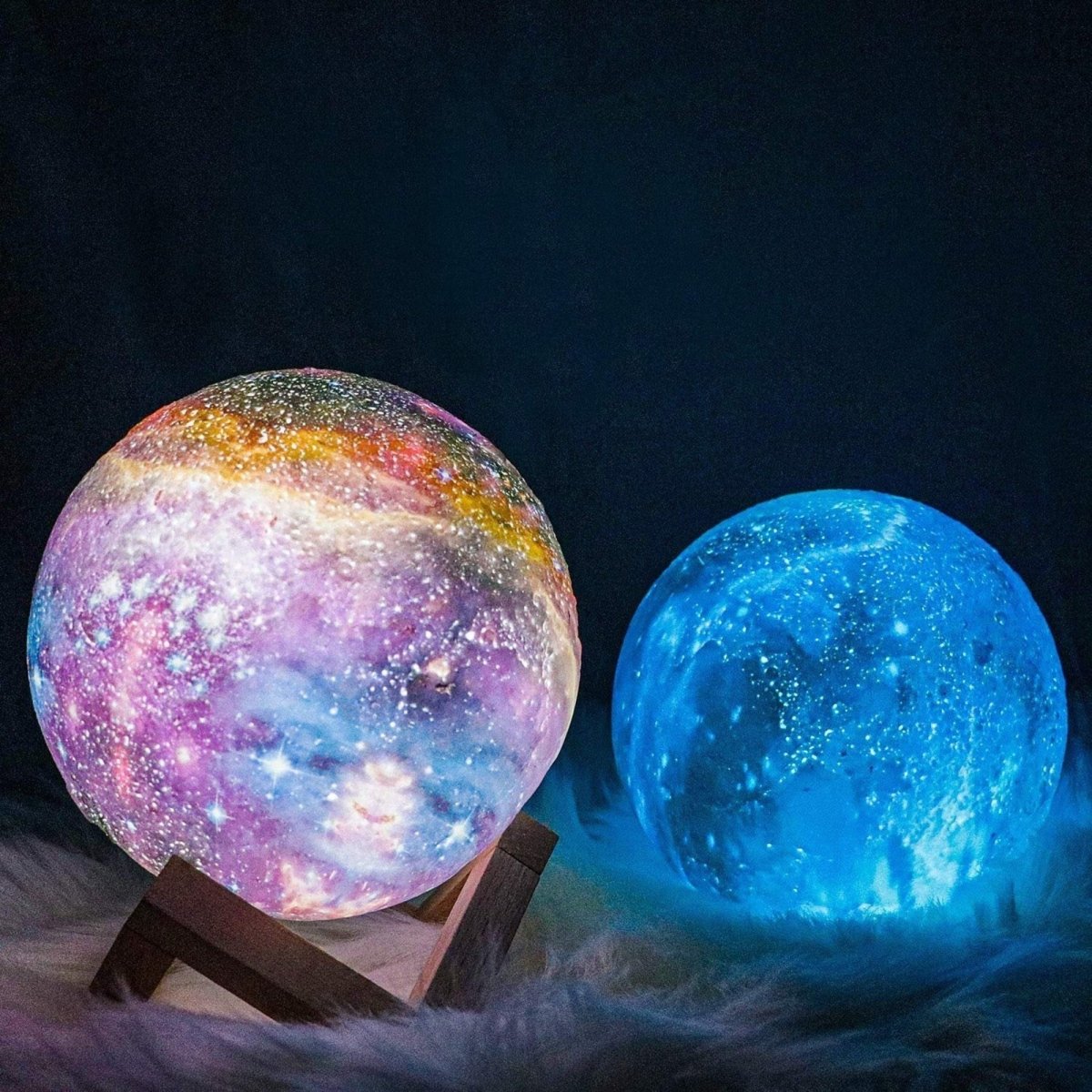 Skorter | CosmoShine – Multicolor Moon Night Light with Remote Control