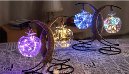 Skørter | Creative Hand Rattan LED Table Lamp