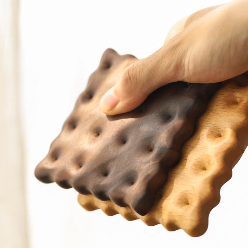 Skorter | 2-piece Tree Coaster Inspired by Biscuit