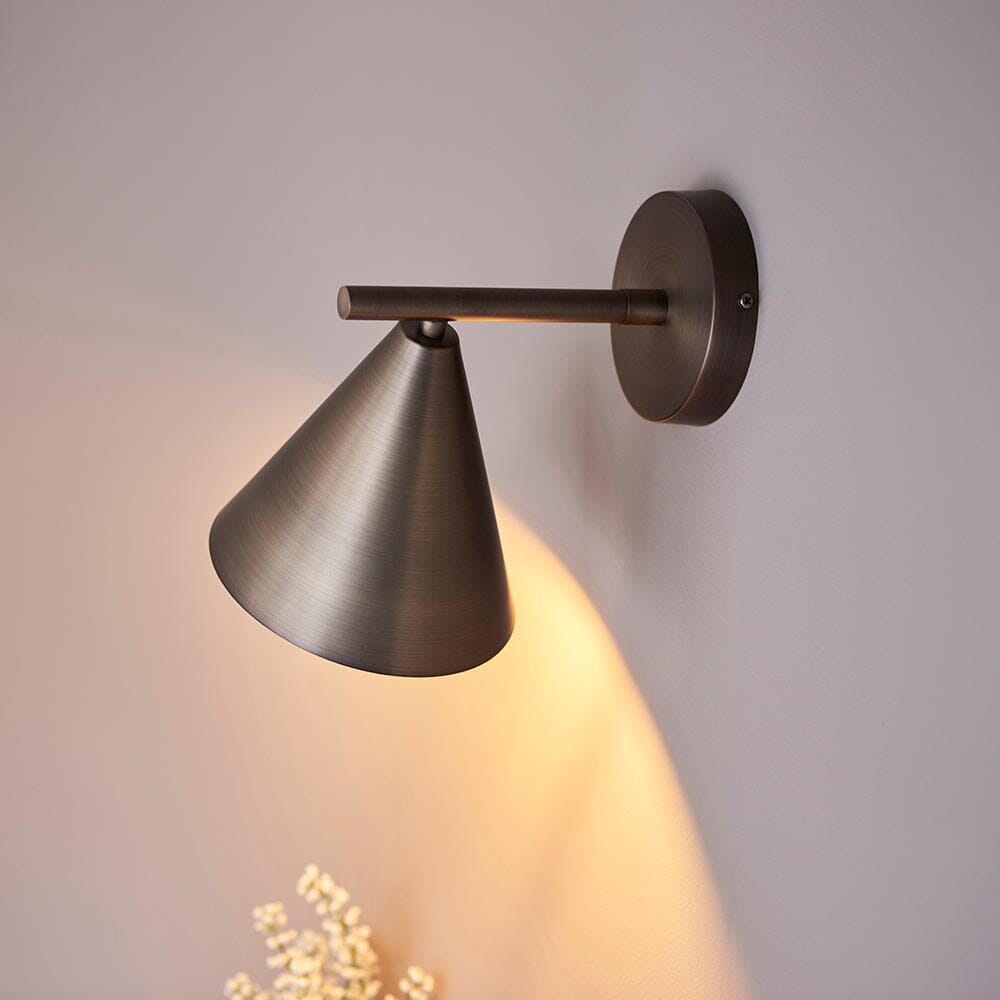 Skorter | Devonte Bronze Wall Lamp