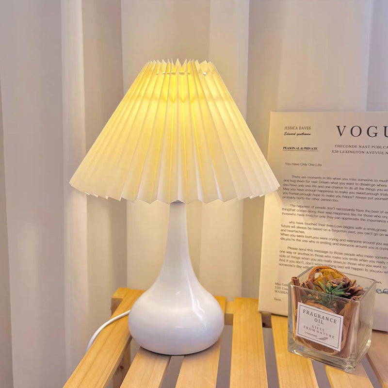 Skorter | LumeFold – Foldable LED Table Lamp with Dimmable Lighting