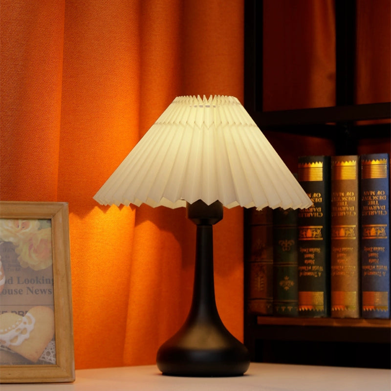 Skorter | LumeFold – Foldable LED Table Lamp with Dimmable Lighting