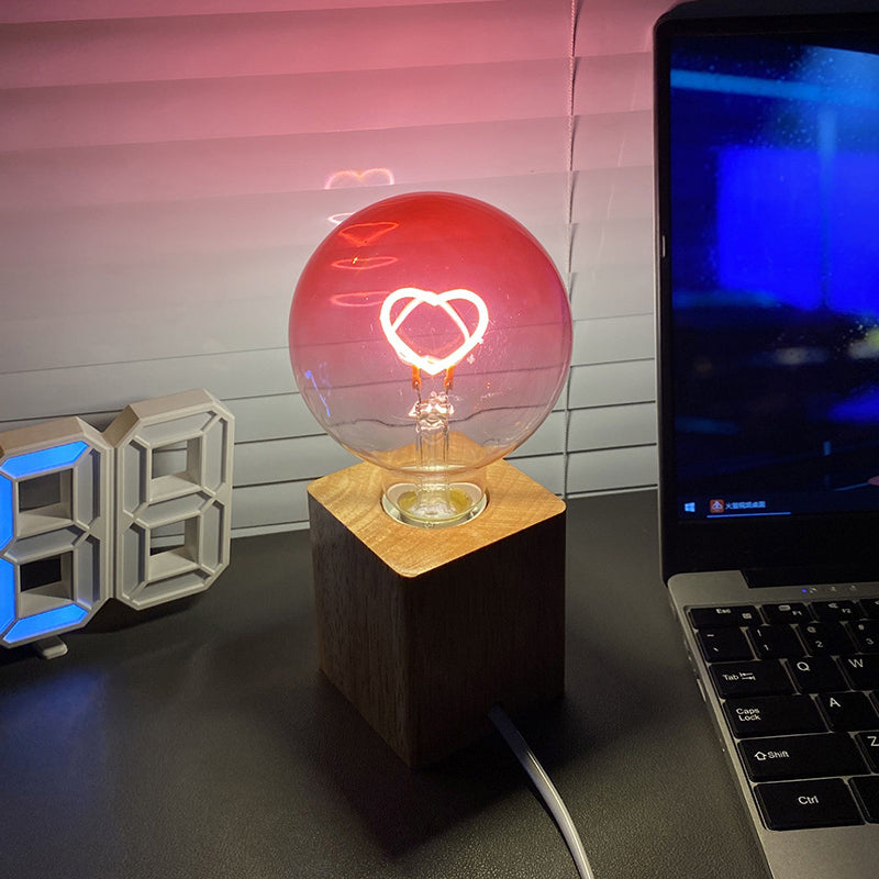 Skorter | GlowHeart – Dimmable LED lamp with heart pattern and color transition