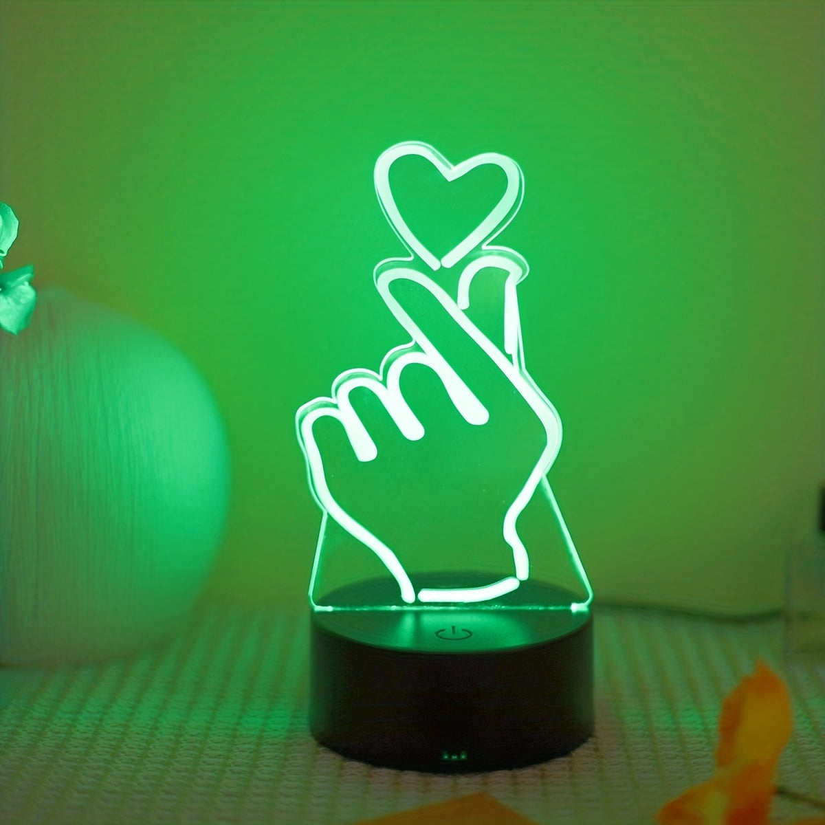 Skorter | IllumiHeart - 7-color LED Night Light with Touch Control
