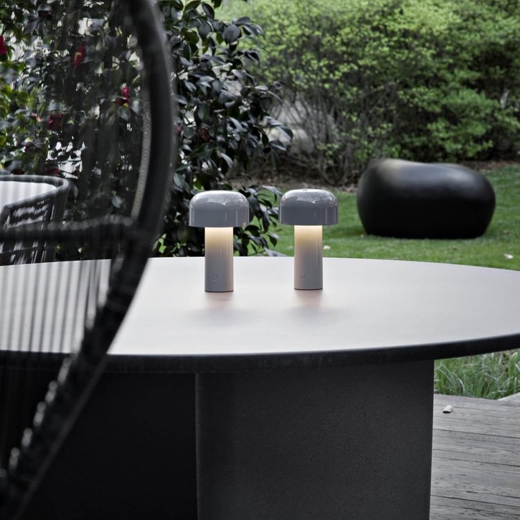 Skorter | Elegant Portable LED Table Lamp with Color Settings