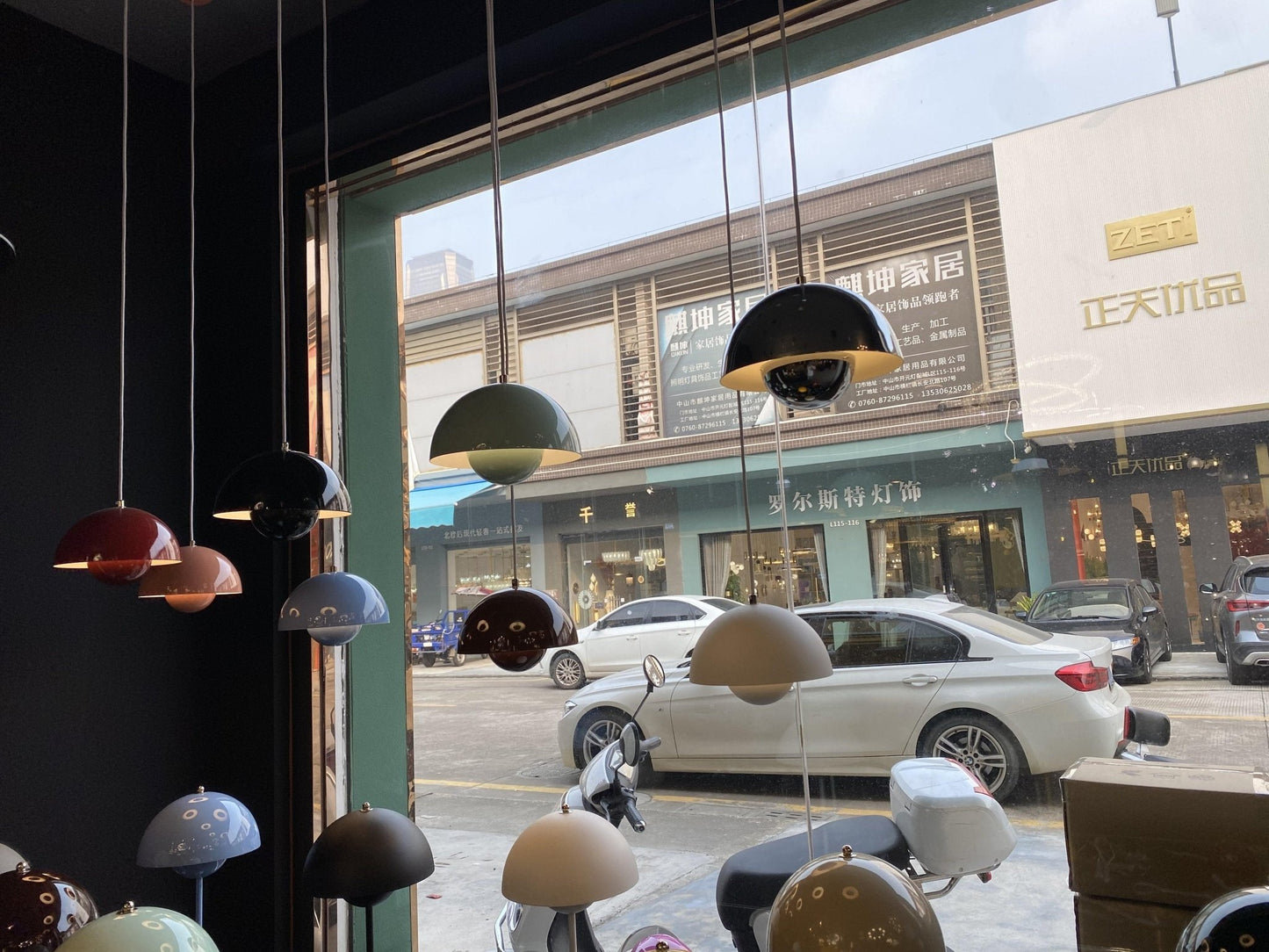 Flowerpots Table Lamp - SKØRTER