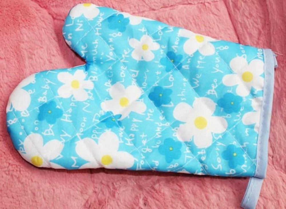 Skorter | and Oven Heat Resistant Gloves Set - 3 pcs set