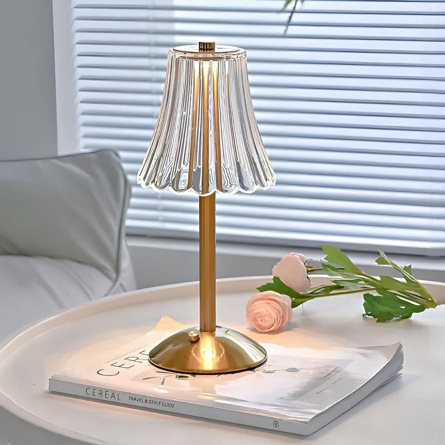 Skorter | Golden Crystal Table Lamp - Aurora Luxe