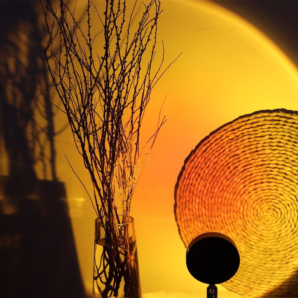 Skorter | Golden Glow – Sunset Projection Lamp with 16 Colors and Rotating Head