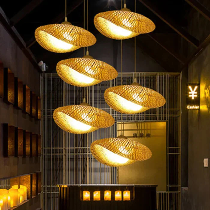Skorter | Handmade Rattan Pendant Lamp - RayaLicht