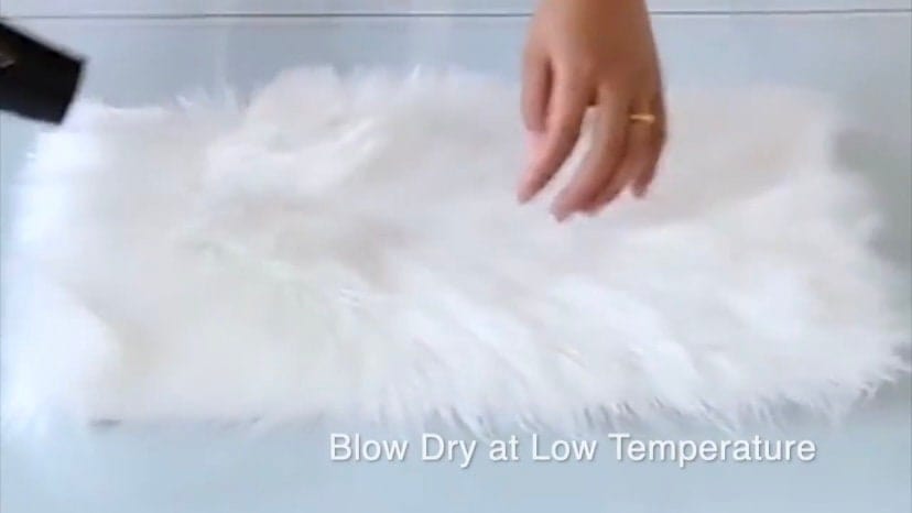 Skorter | Deluxe Fluffy Faux Sheepskin Rug in Tree Shape